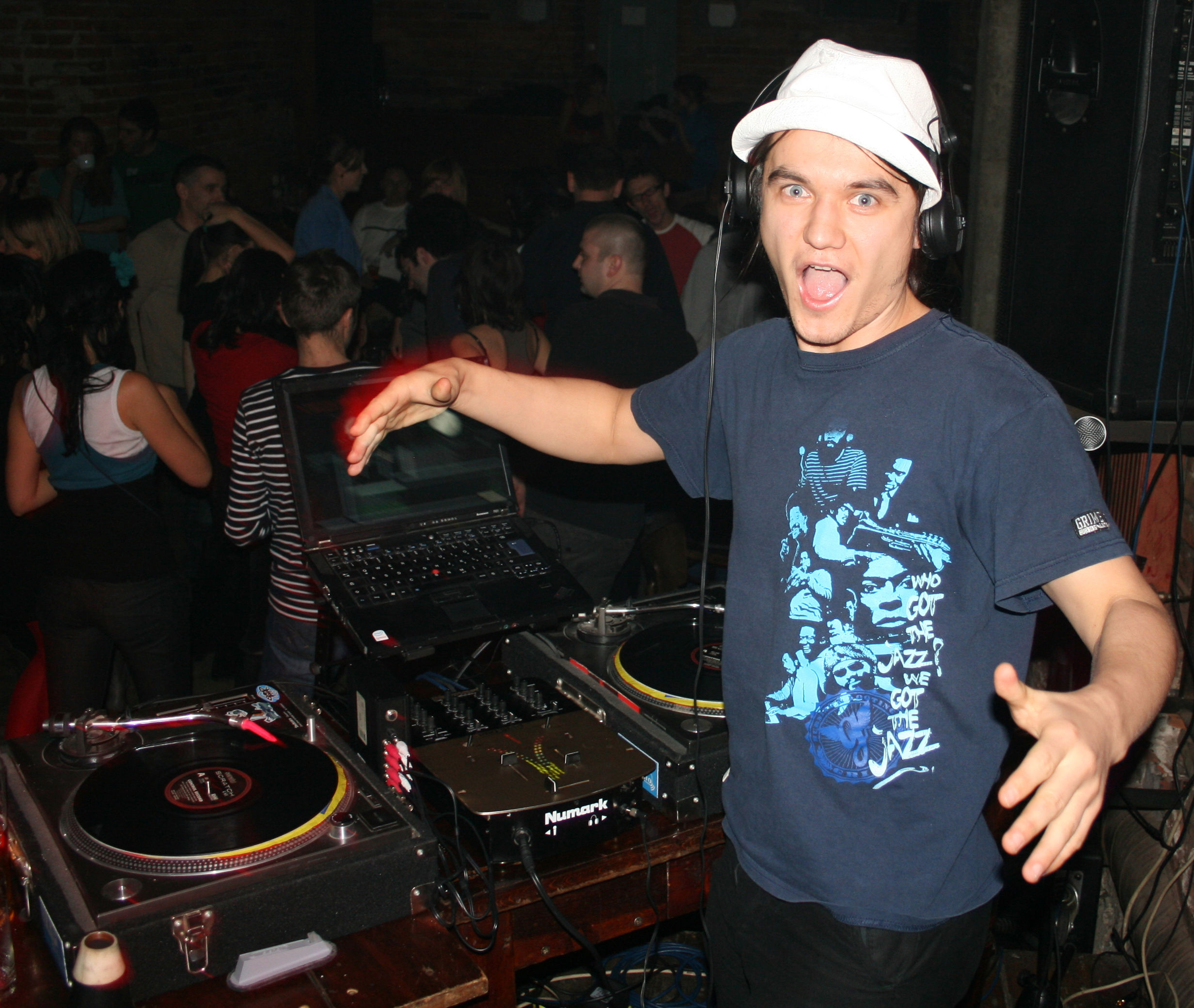 DJ Arystan in the club (early years)