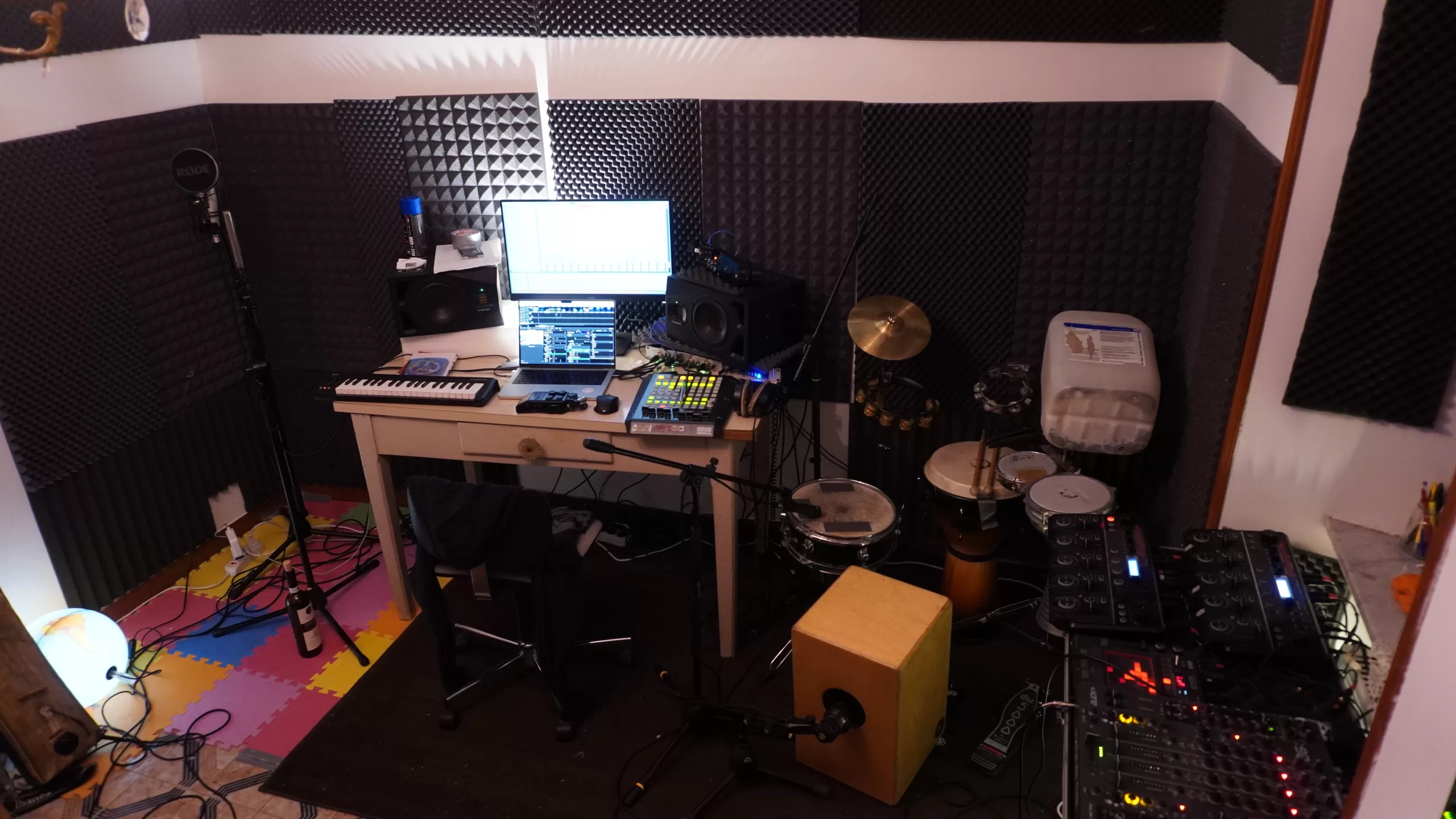Studio mentoring setup